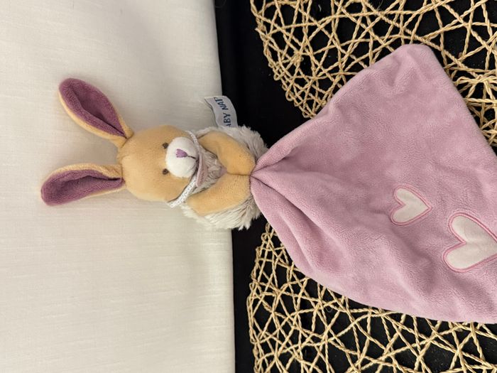Doudou Babynat Lapin Luminescent rose mauve violet Mouchoir coeur Les Lumilunes - photo numéro 2