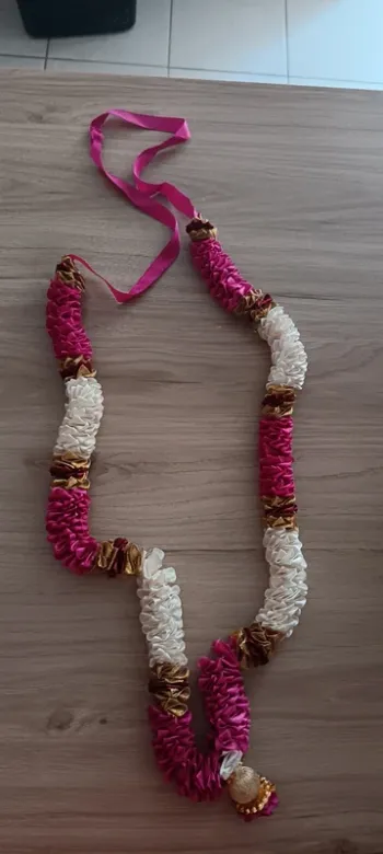 Collier de fleur indien
