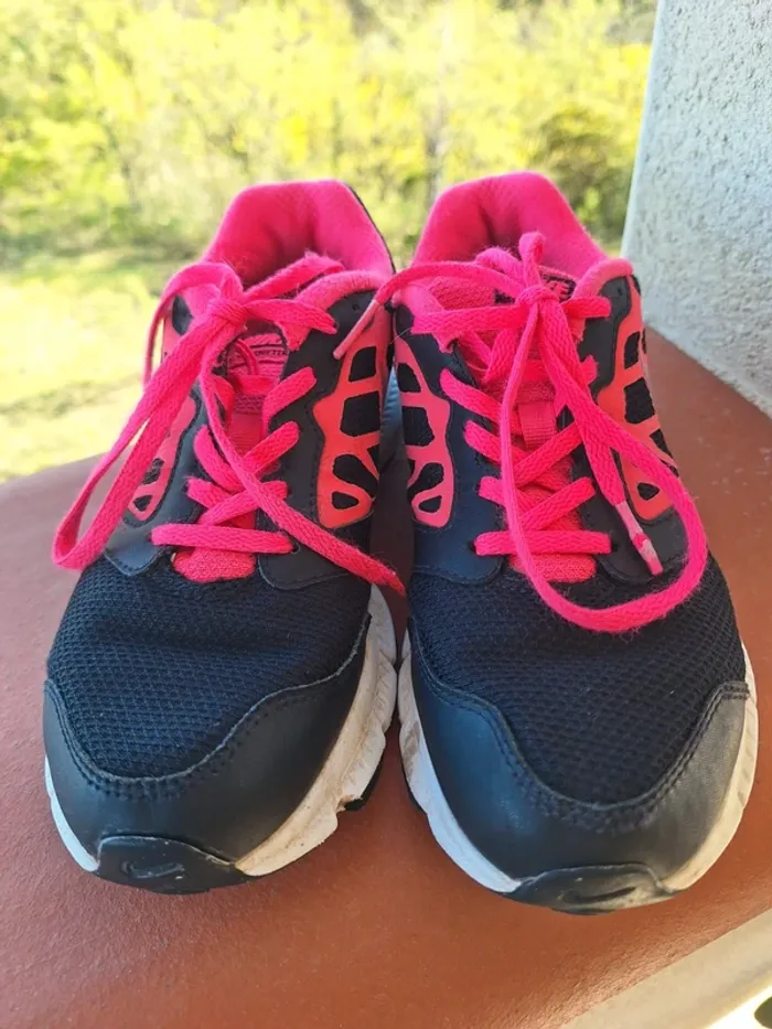 Baskets Nike Fille 36 noires et roses - photo numéro 3