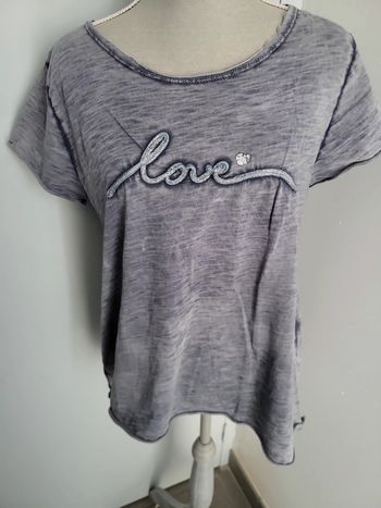 Tee-shirt love