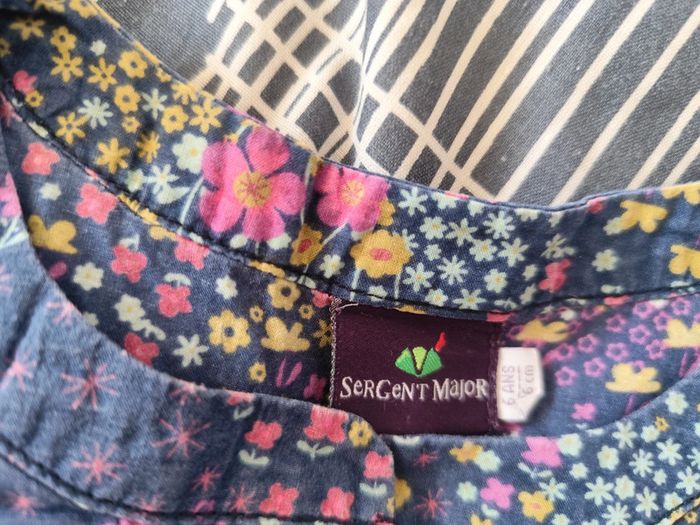 Blouse 6 ans - photo numéro 3