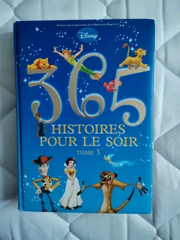Livre 365 histoires pour le soir