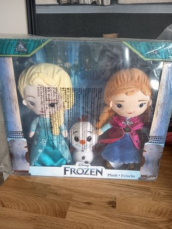Coffret reine des neiges collection neuf 