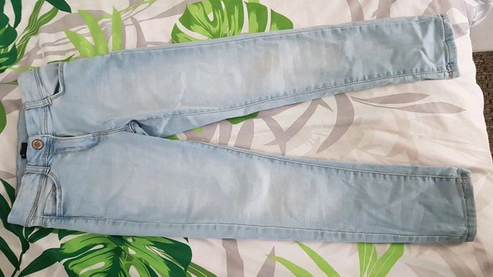 Jeans comme neuf - photo numéro 4