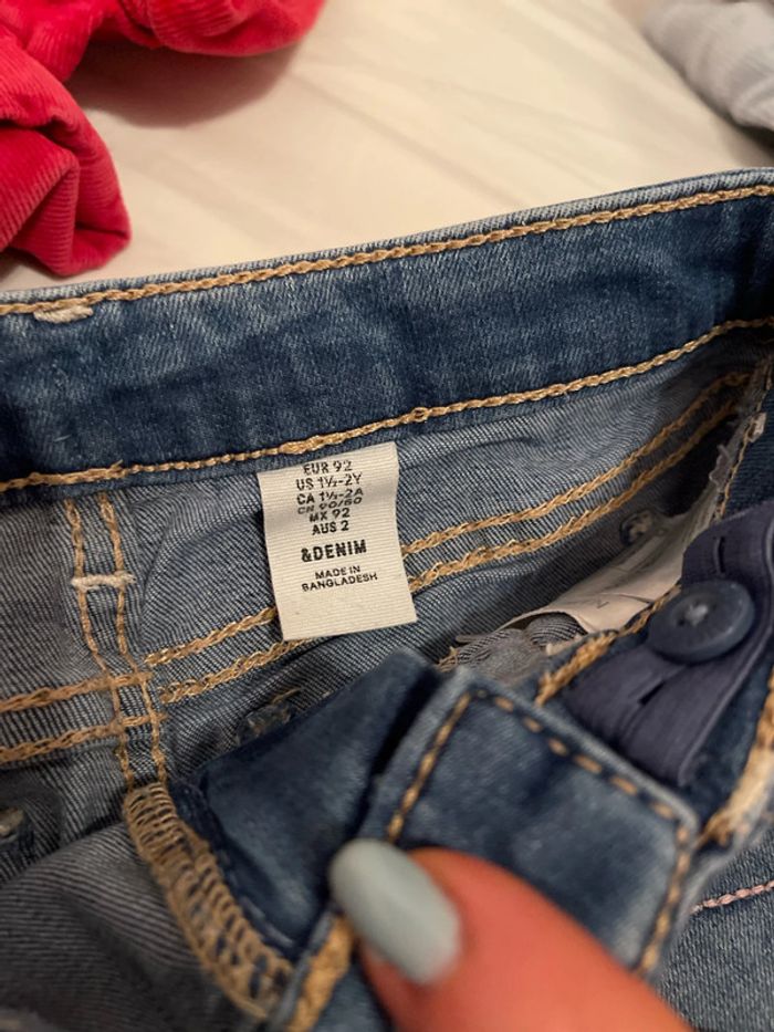 Lot de trois shorts 2 ans - photo numéro 7