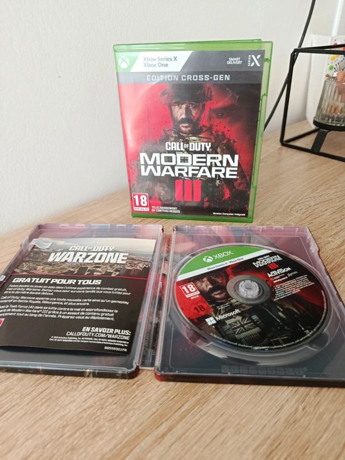 Coffret call of duty modern Warfare III xbox one Xbox serie x - photo numéro 2