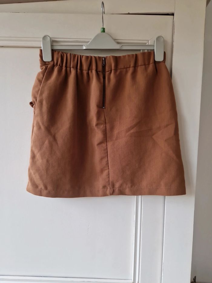 Lot de jupe et blouse🤎🤍 - photo numéro 12