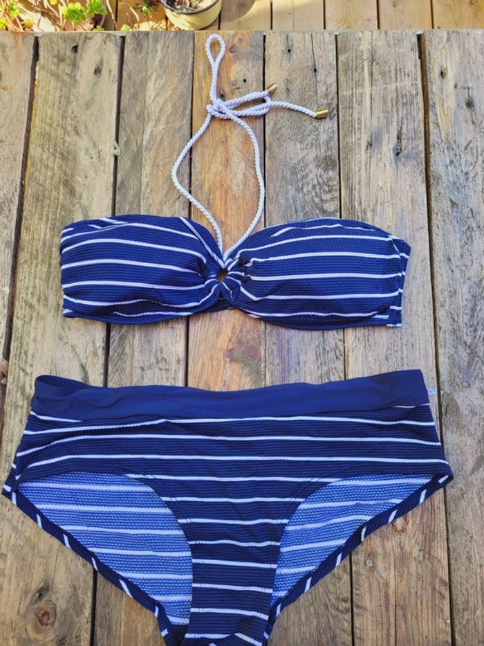 Superbe maillot de bain 👙 2 pièces La Halle,marin, bleu marine rayé blanc, bustier, 40/42