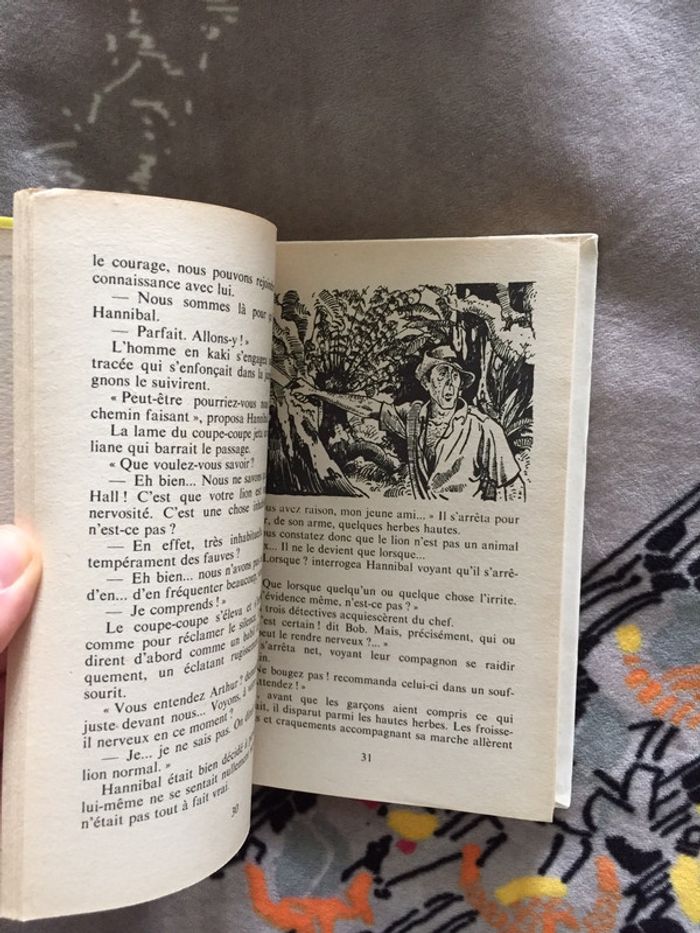Le lion qui claquait des dents Alfred Hitchcock bibliothèque verte Hachette - photo numéro 10