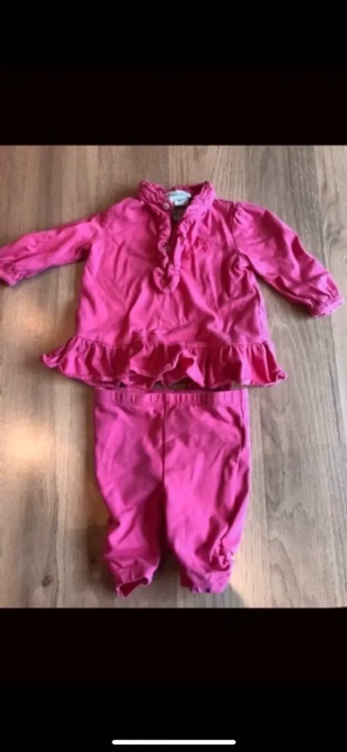 Ensemble Ralph Lauren taille 1 mois