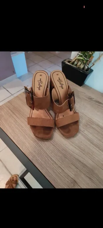 Chaussure talon taille 38 marque botega
