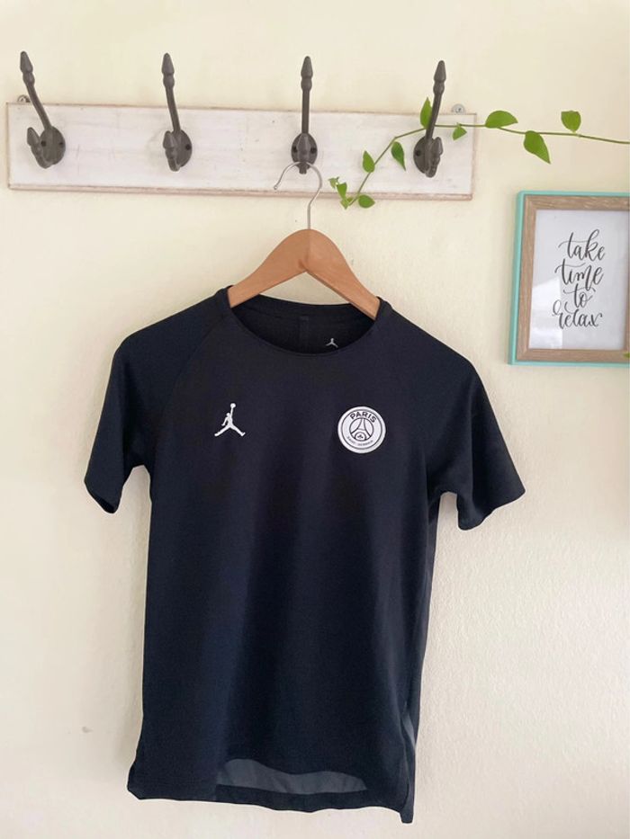 #T-shirt Nike 🍀 - photo numéro 2