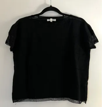 Petit Pull Sans Manches