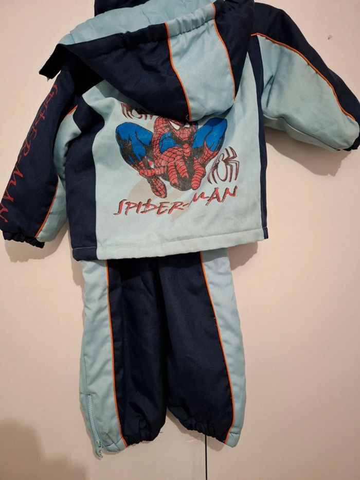 Ensemble salopette de ski et manteau - photo numéro 3