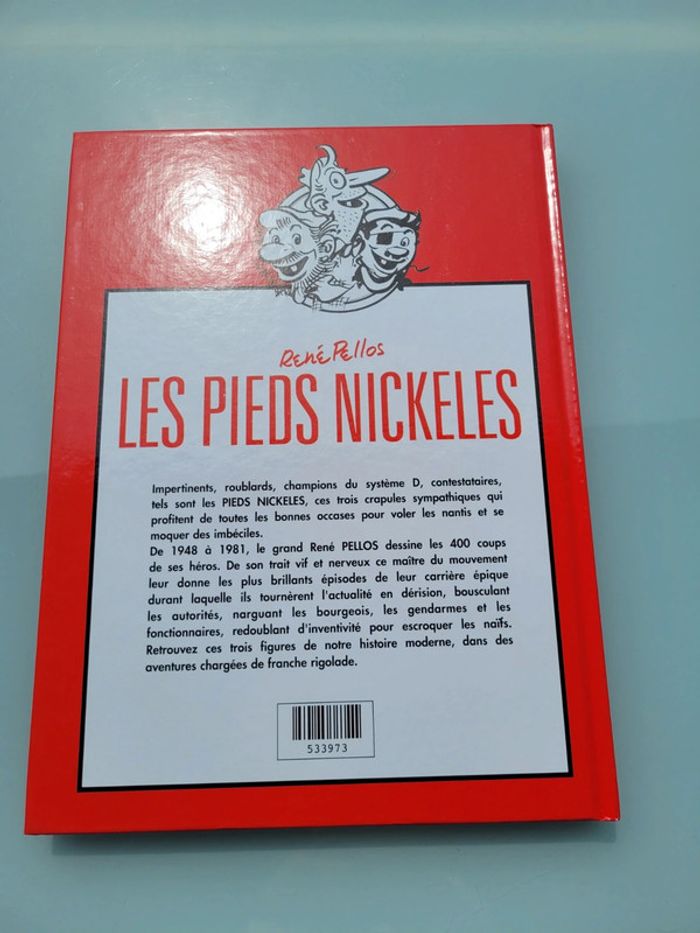 Les Pieds Nickelés Rois du Petrole, ne veulent pas se faire rouler, superchampions de la pêche 🎣 24 - photo numéro 9