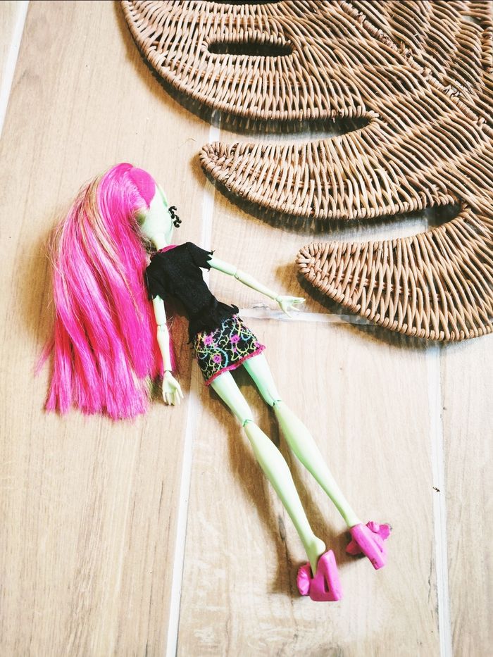 🦇 Poupée doll Monster High Venus Mc Flytrip ghoul's spirit pom-pom marque Mattel - photo numéro 3