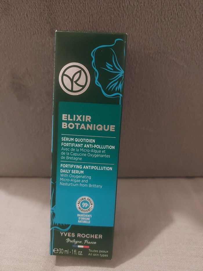 ELIXIR BOTANIQUE

SÉRUM QUOTIDIEN

FORTIFIANT ANTI-POLLUTION