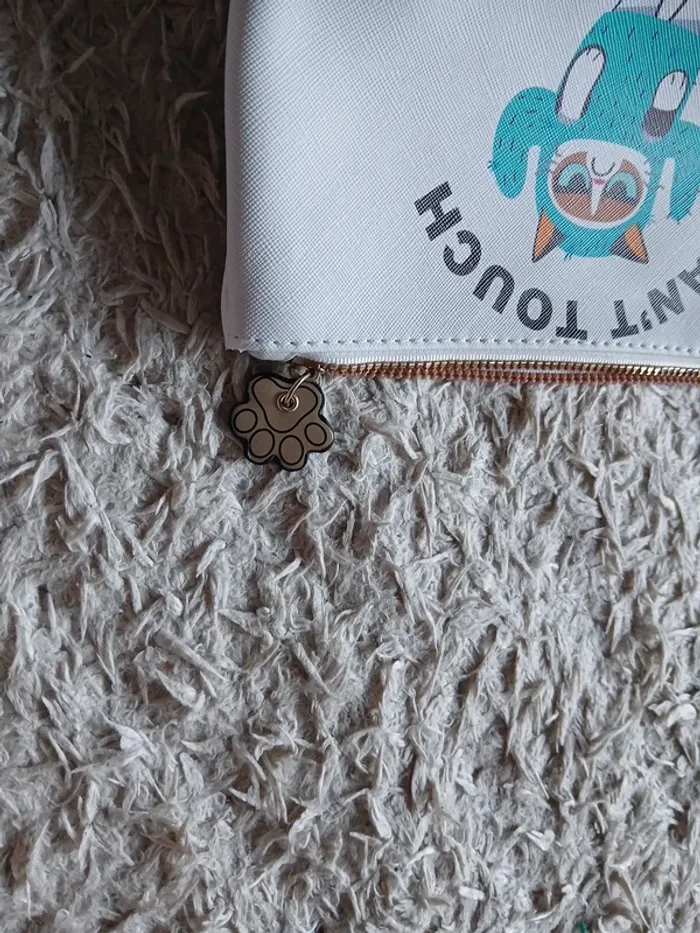 Trousse Grumpy Cat - Primark - photo numéro 3