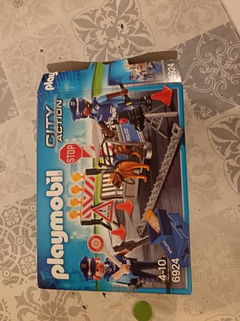 Barrage de Police et voleur