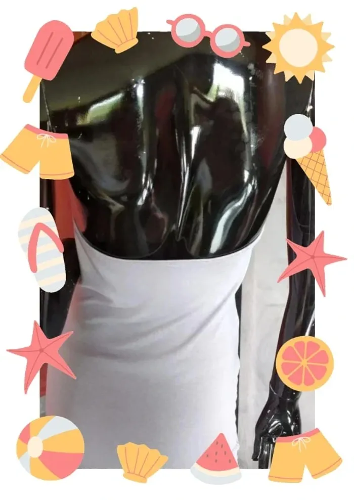 Robe courte et moulante dos nu sexy - photo numéro 4