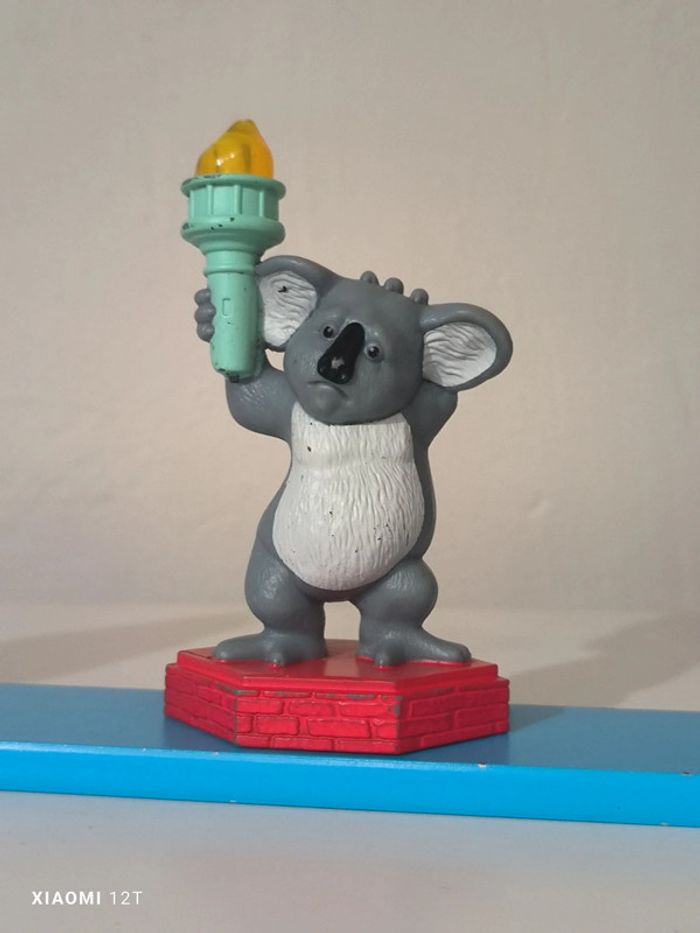 McDonald's Nigel le koala the Wild Disney happy meal 2006