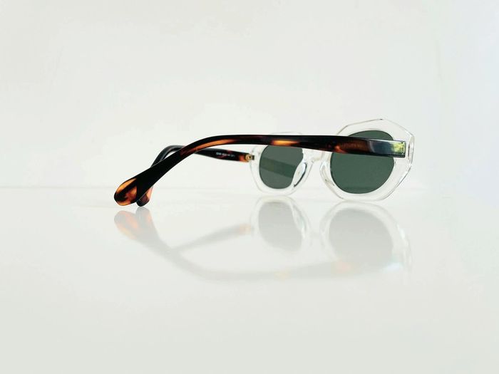 Lunette de soleil mixte transparente bras marron léopard uvprotection taille small - photo numéro 3