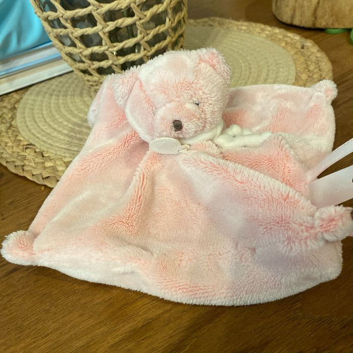 Doudou ours rose de secours