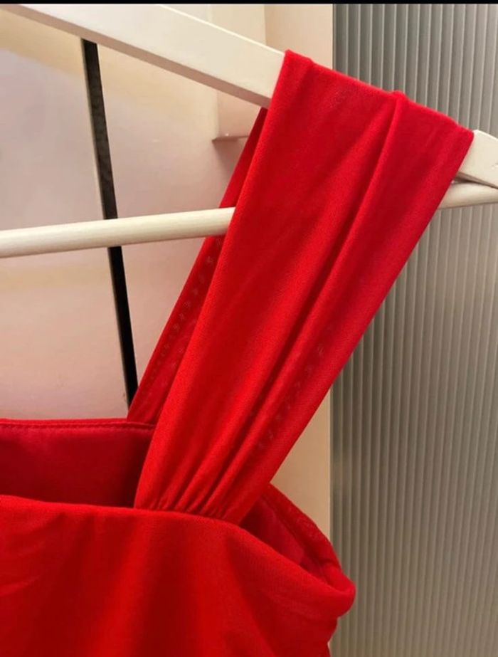 top rouge - photo numéro 2