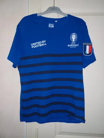 T-shirt Official Licensed Product