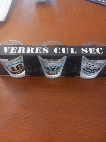 Lot 3 verres 18 ans
