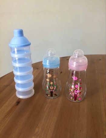 2 biberons en verre MAM