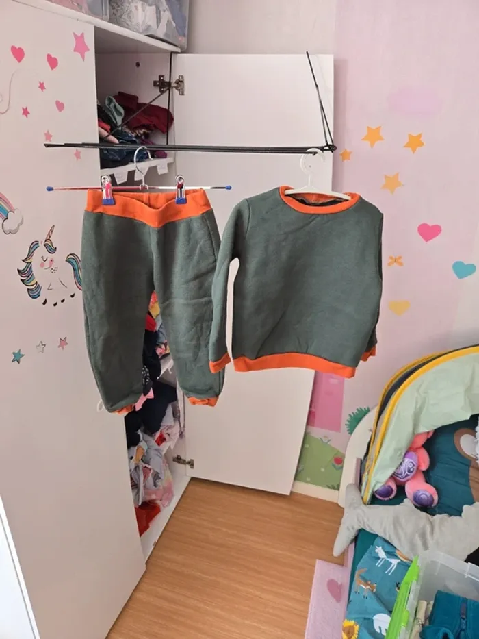 Ensemble fait main taille 4 ans - photo numéro 3