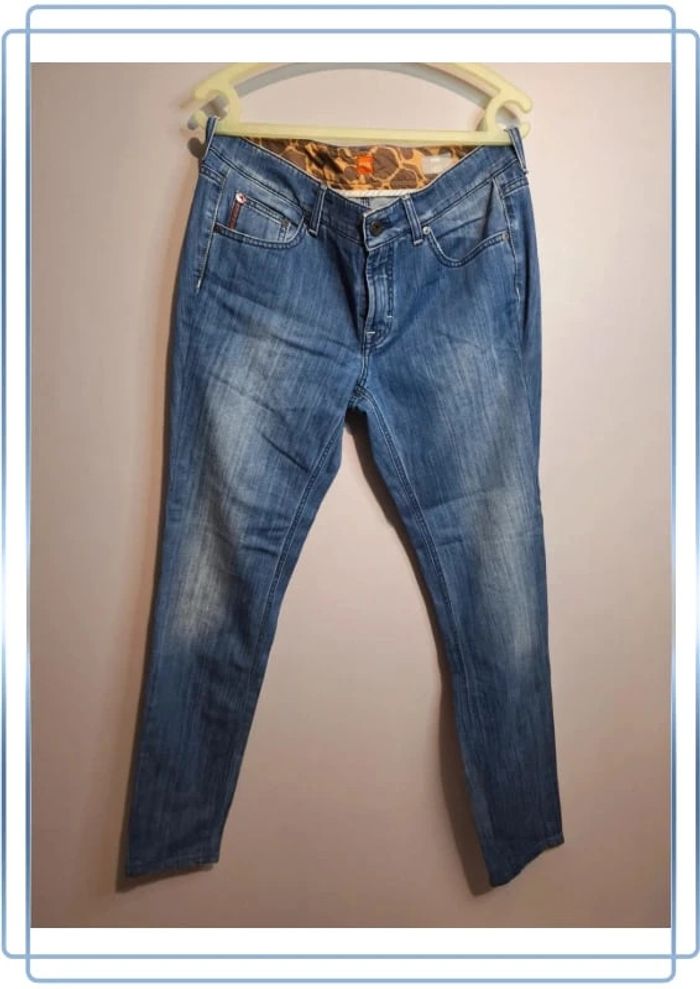 Jeans Hugo boss bleu / taille 32,34
