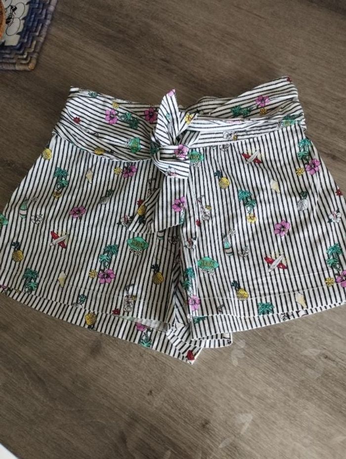 Short Zara 9-10 ans 140 fille