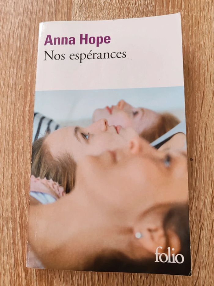 Anna Hope 🌸 Nos esperances - photo numéro 1