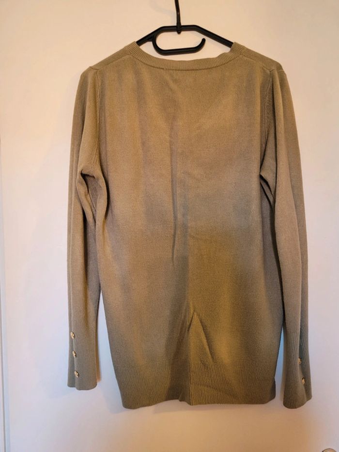 Pull mi saison col V taille S - photo numéro 3