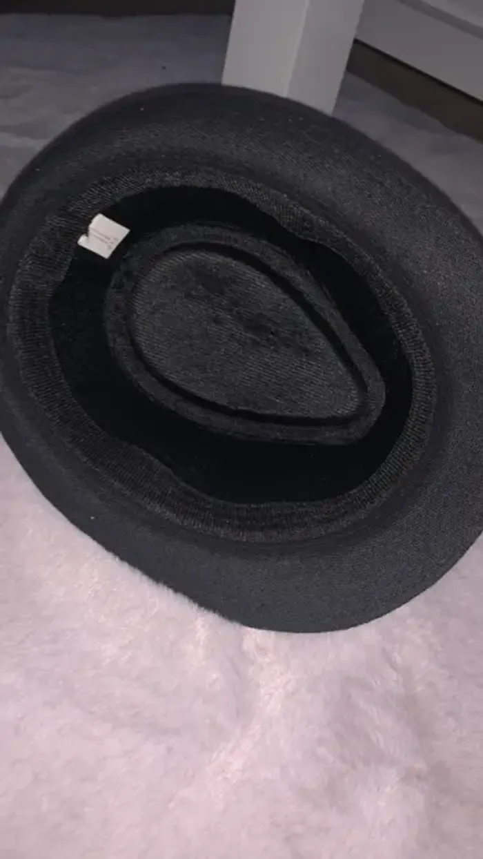 Chapeau noir neuf - photo numéro 3