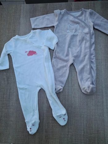 Lot 2 pyjamas velours TAO