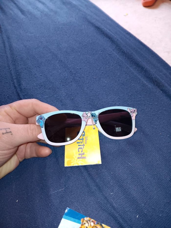Lunettes de soleil stitch pas de vinted go