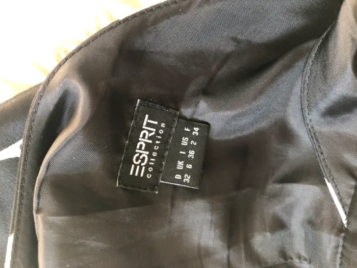 Robe Esprit 34 noire et blanche - photo numéro 3