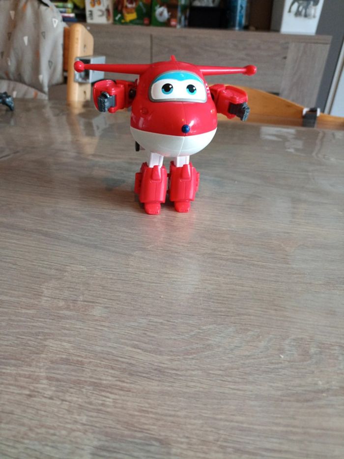 Super wings transformer rouge - photo numéro 2