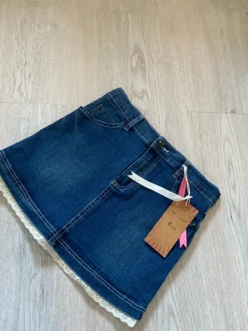 Superbe jupe en jean Tony boy taille 8 ans Neuve