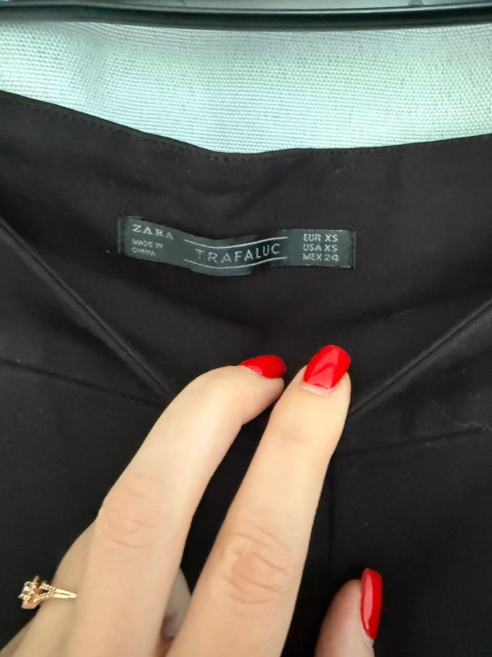 Short noir Zara - photo numéro 3