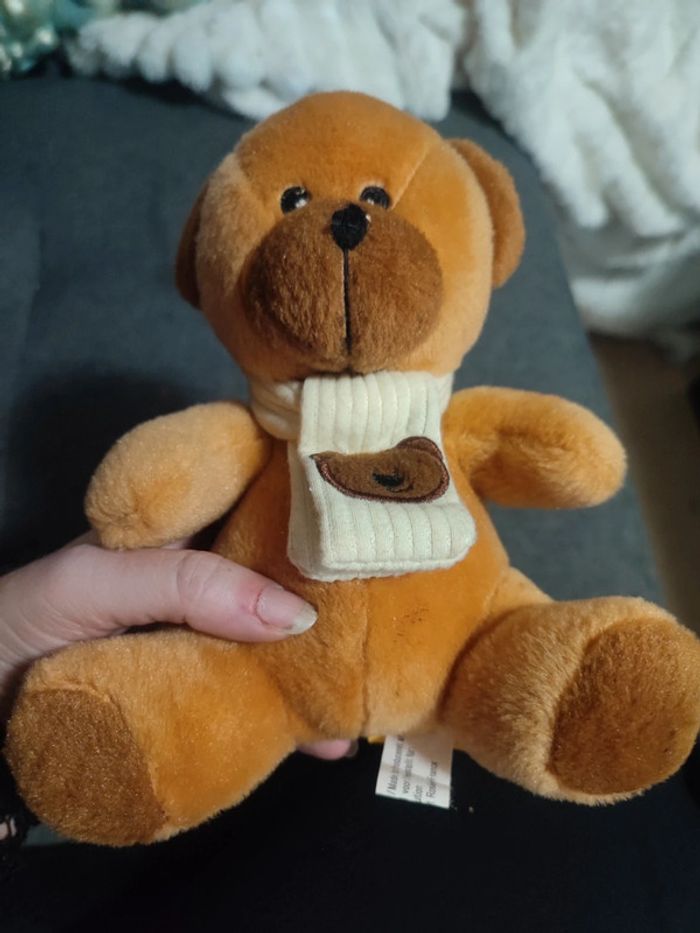 Peluche petit ours - photo numéro 2