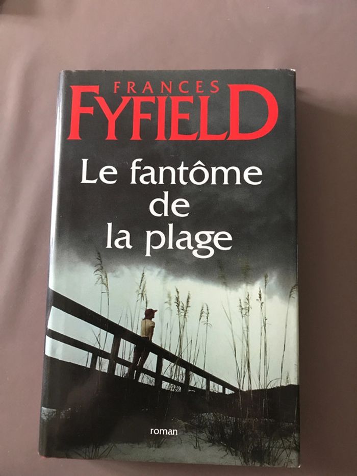 Livre Le fantôme de la plage