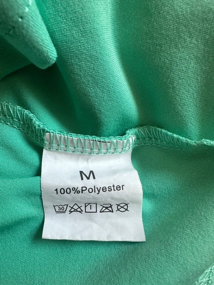 Haut et jupe verte - photo numéro 5