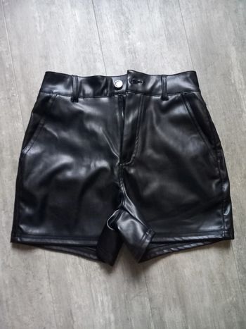 Short simili cuir Don t call me Jennifer 32