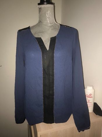 Jolie blouse avec liserés dorés taille 38 🎀  #dilo2103femme38