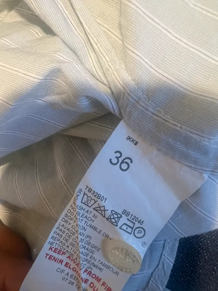 Chemise parisienne neuve ikks - taille 36 - photo numéro 2