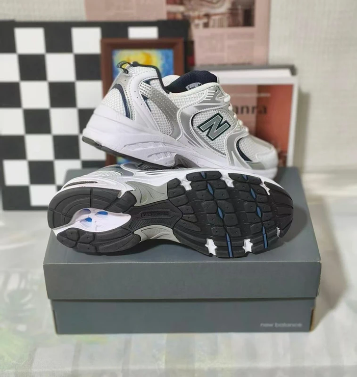 New Balance 530 Blanc 38 - photo numéro 5